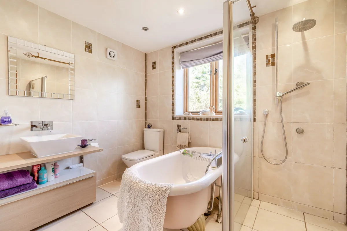 Swan Lane, Wildmoor, B61, photo 15