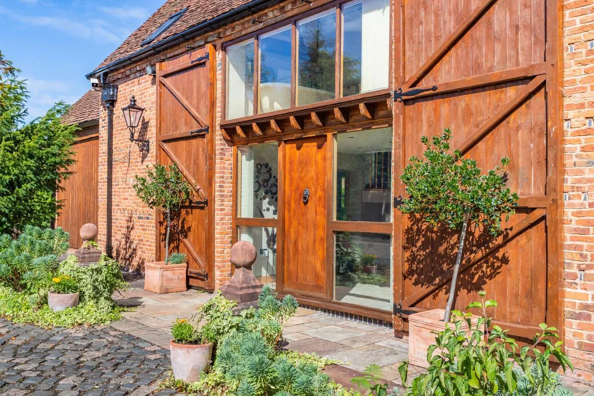 Swan Lane, Wildmoor, B61, photo 31