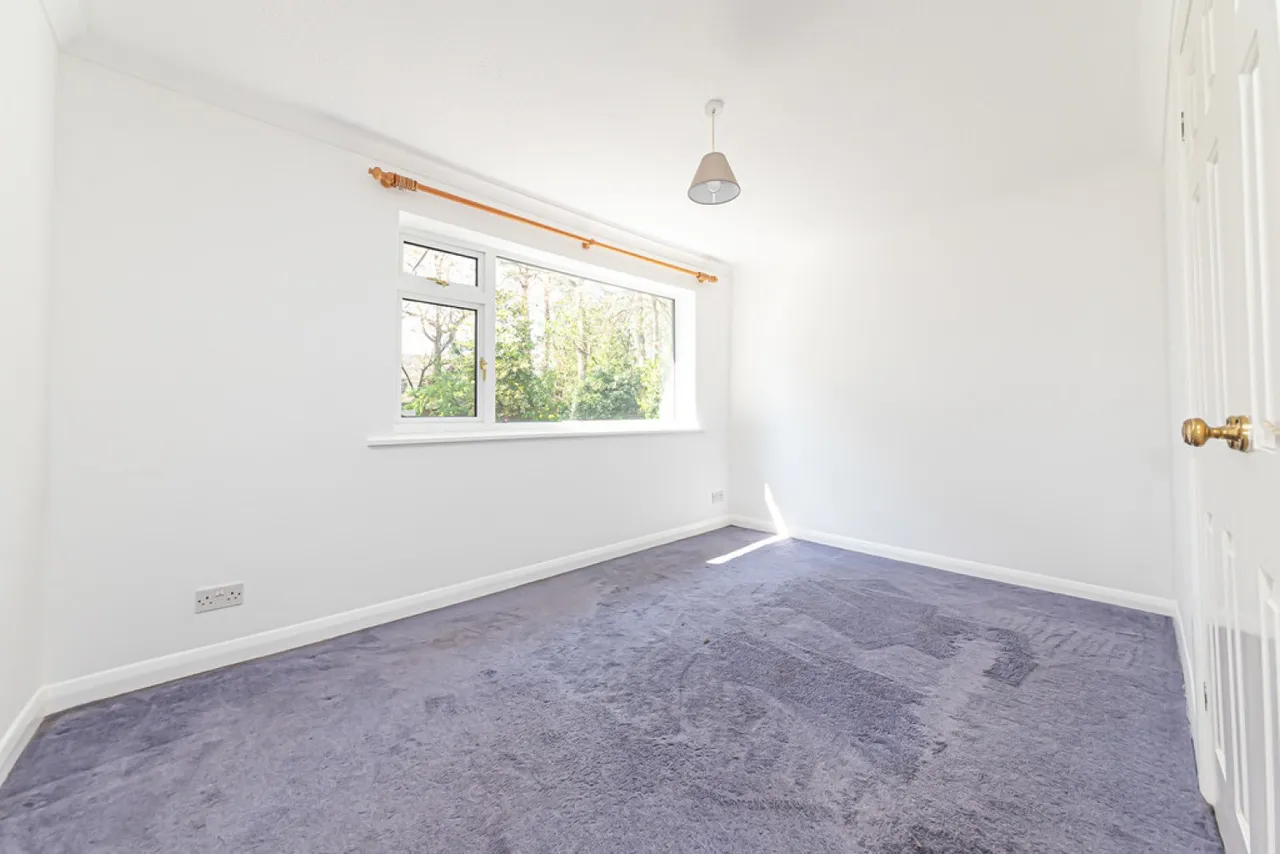 Yockley Close, Camberley, GU15, photo 14