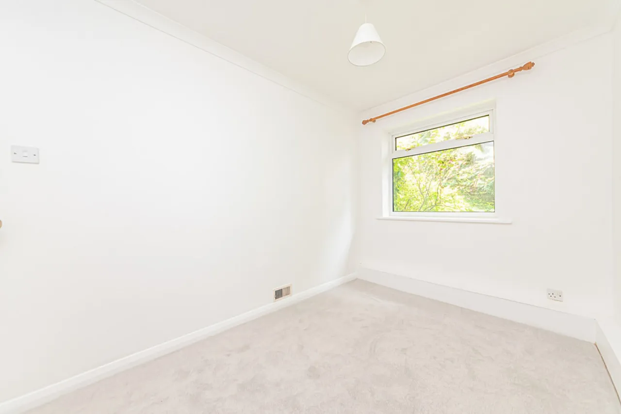 Yockley Close, Camberley, GU15, photo 13