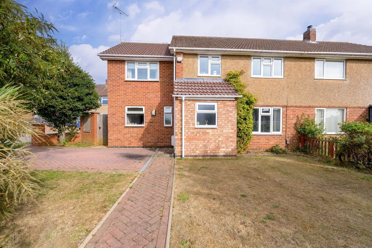 Henley Close, Kettering, NN15, photo 12
