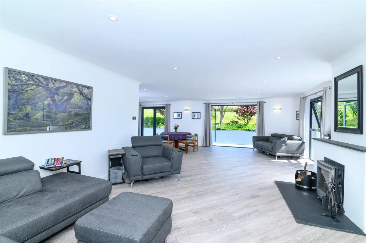 Bush, Bude, photo 12