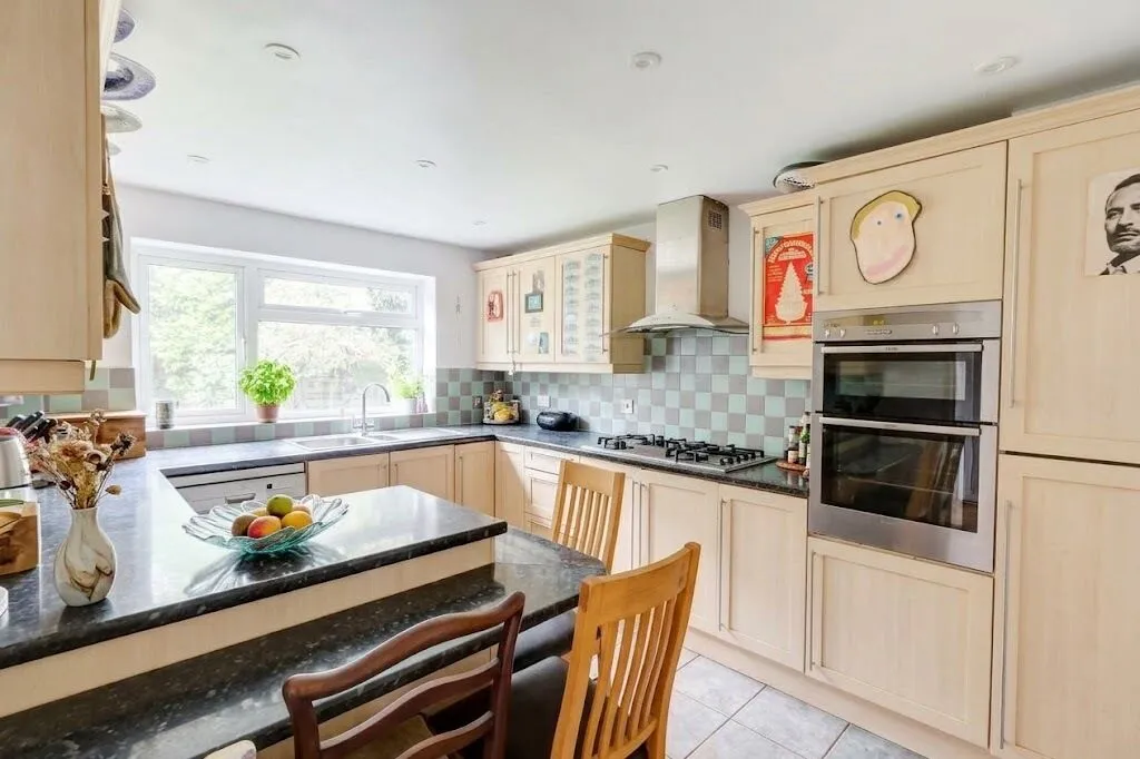 Silver Birch Drive, Princes Risborough, HP27, photo 3