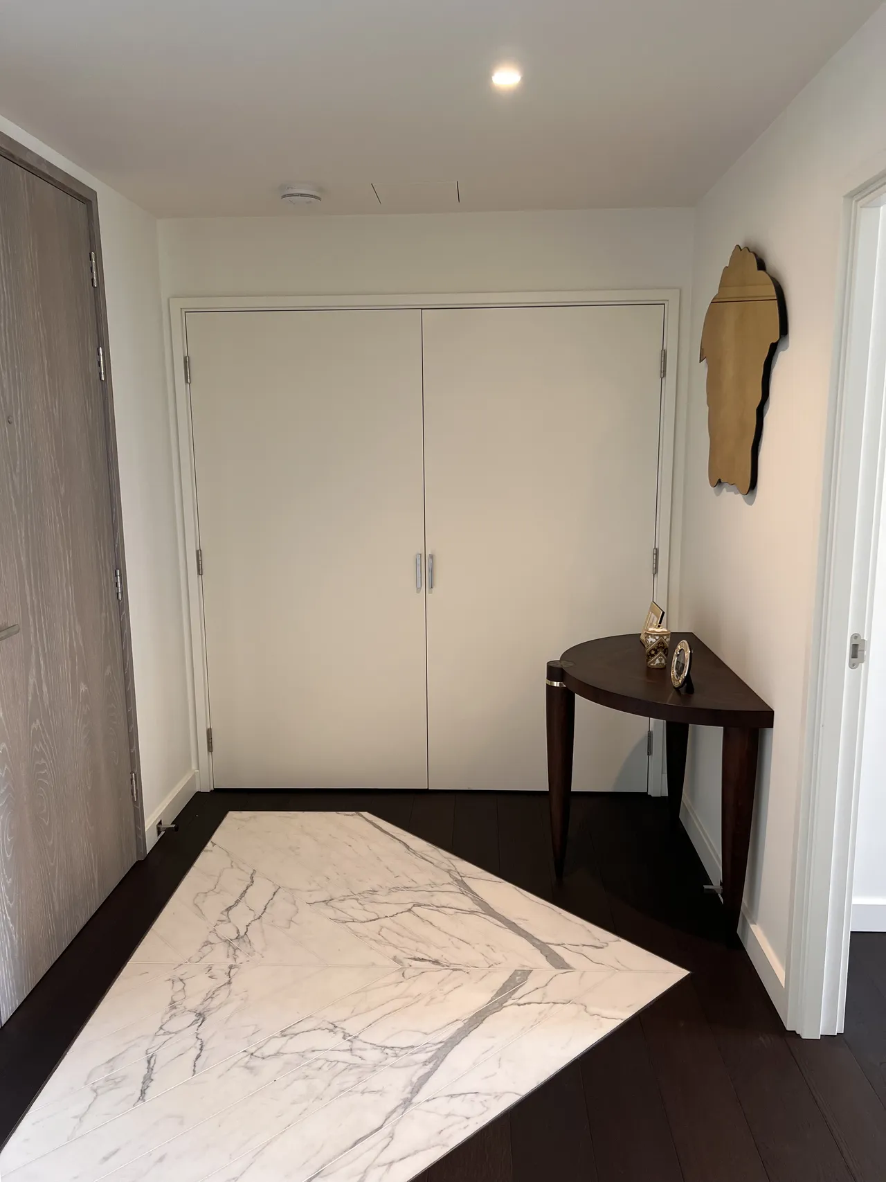 43rd Floor 3 Bedroom Flat Damac Tower Nine Elms, SW8, photo 6