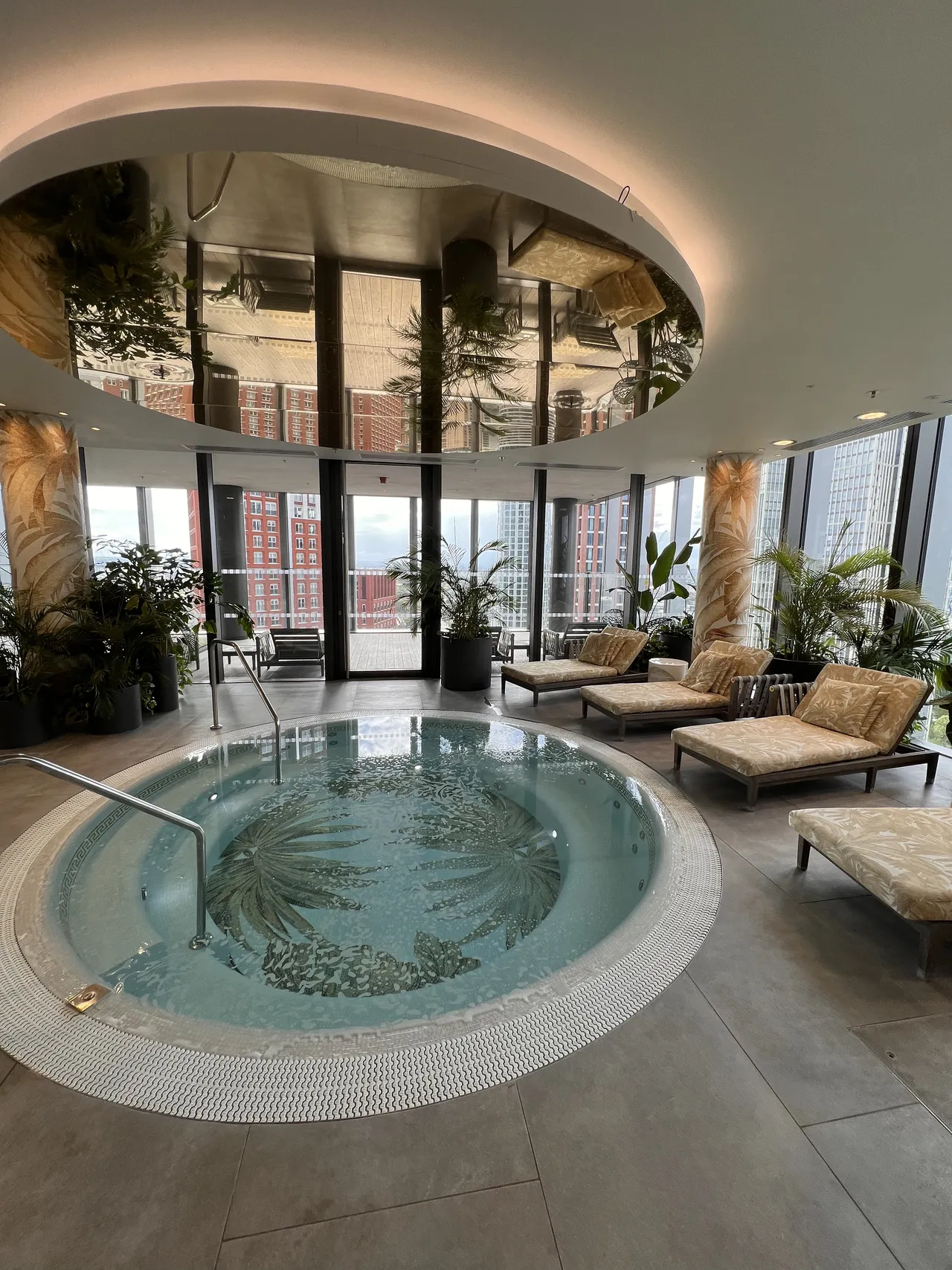 43rd Floor 3 Bedroom Flat Damac Tower Nine Elms, SW8, photo 17