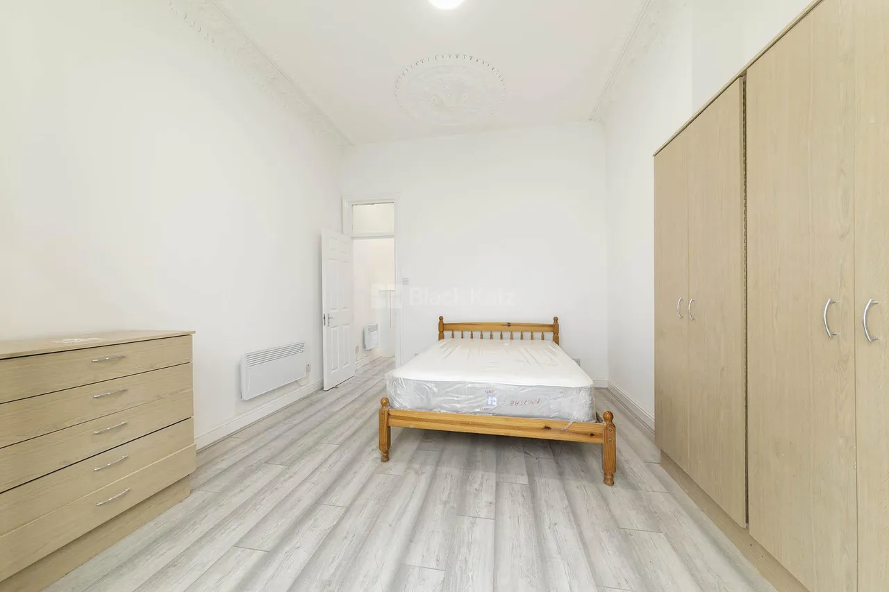 Dean Road, Willesden Green, NW2, photo 7