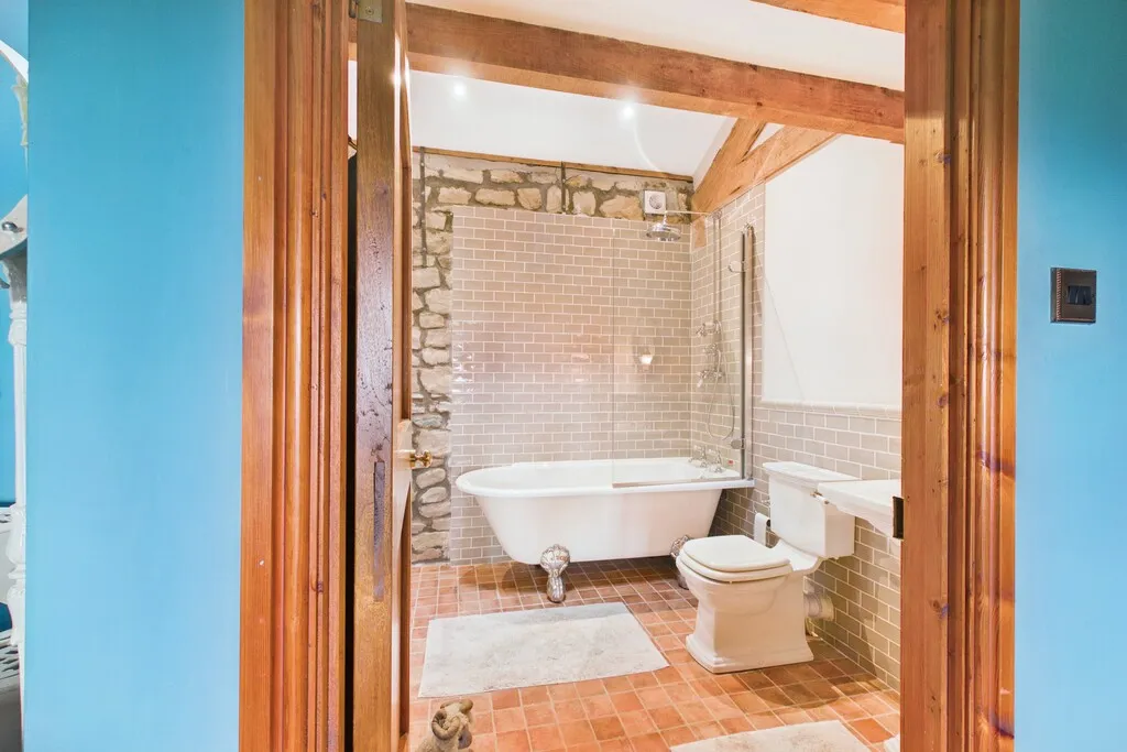 Middle Barn, Mount Wellington, LA6, photo 31