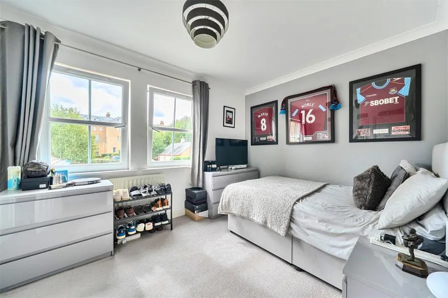 Florence Way, Knaphill, GU21, photo 21