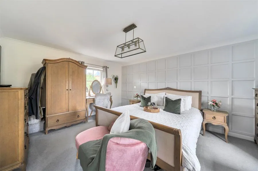 Florence Way, Knaphill, GU21, photo 18