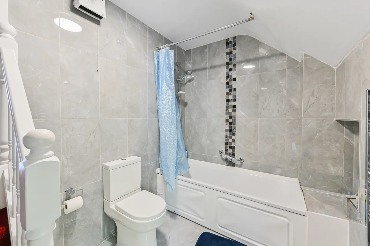London Road, Norbury, photo 5