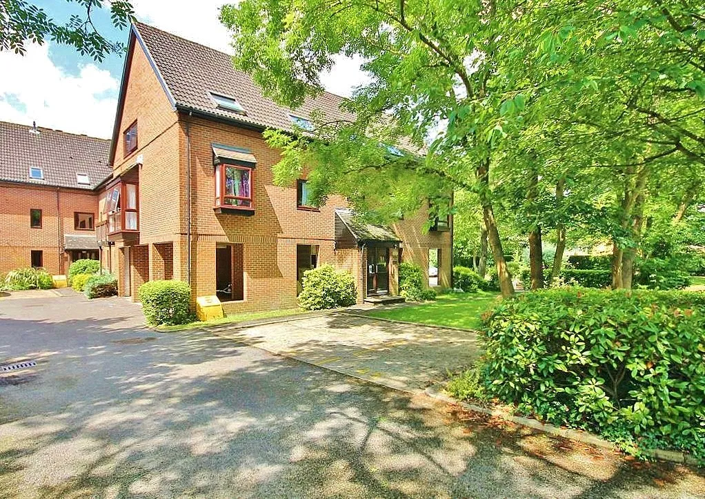 Moormede Crescent, Staines-upon-Thames, TW18, photo 8