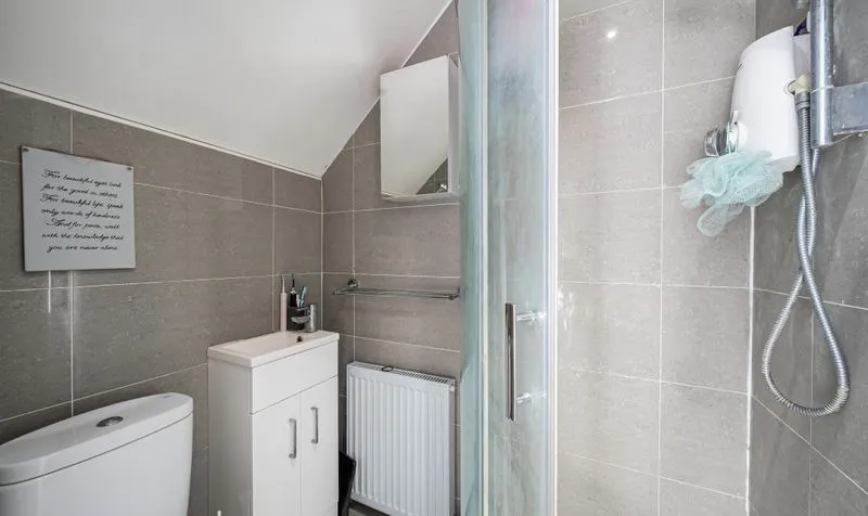 Horton Hill, Epsom, KT19, photo 11