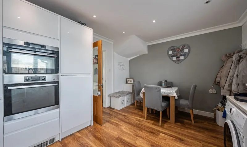 Horton Hill, Epsom, KT19, photo 6