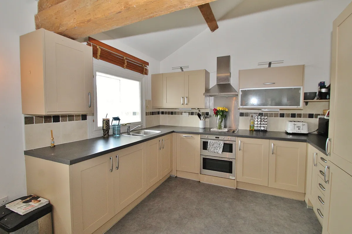 Woodford Mill, Witney, photo 3