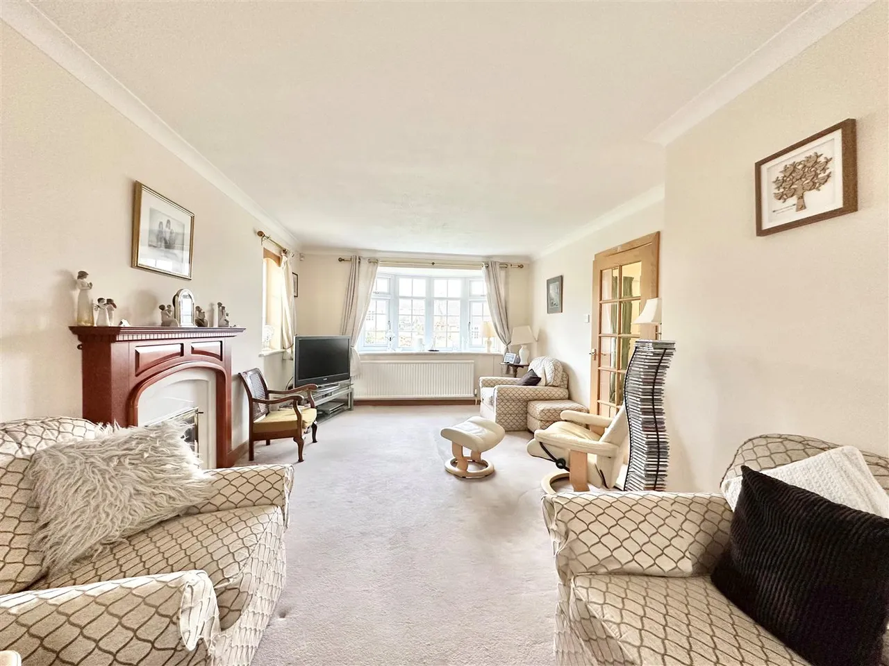 Hill View, Whaley Bridge, SK23, photo 3