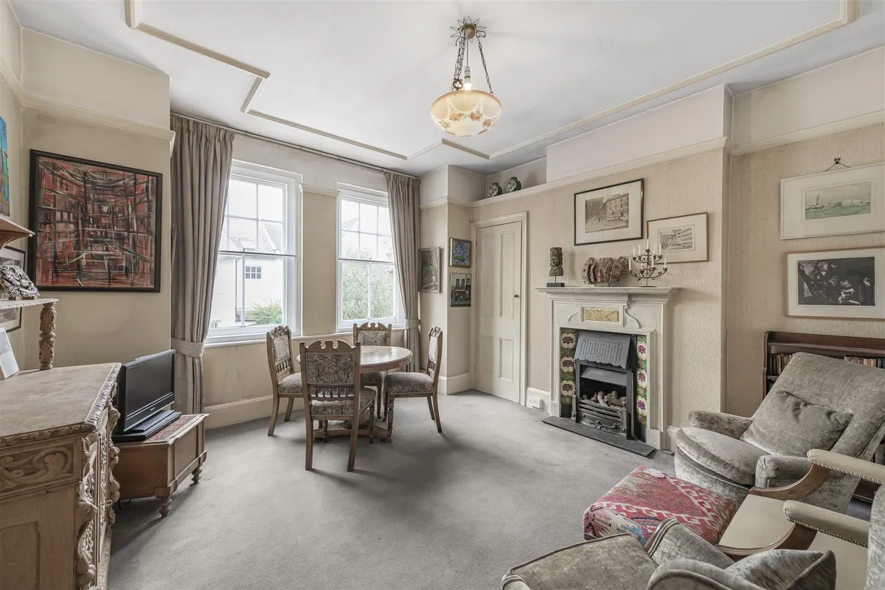 Leinster Avenue, London, SW14, photo 2