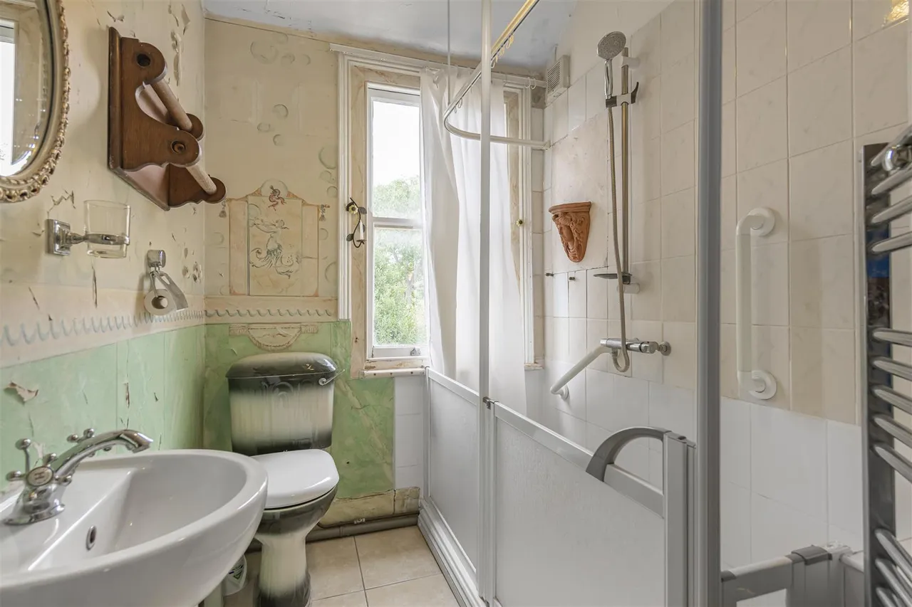 Leinster Avenue, London, SW14, photo 6