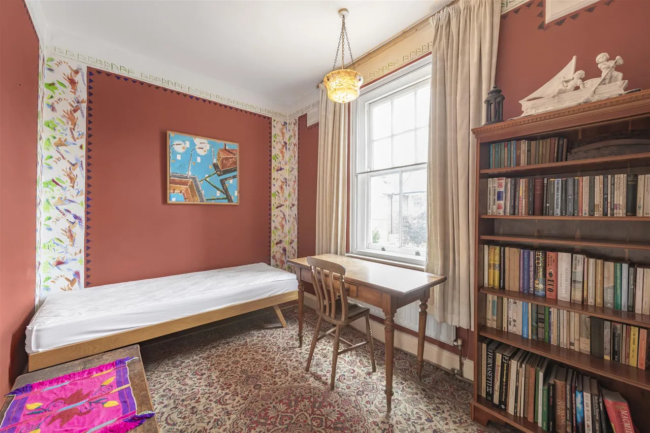 Leinster Avenue, London, SW14, photo 5