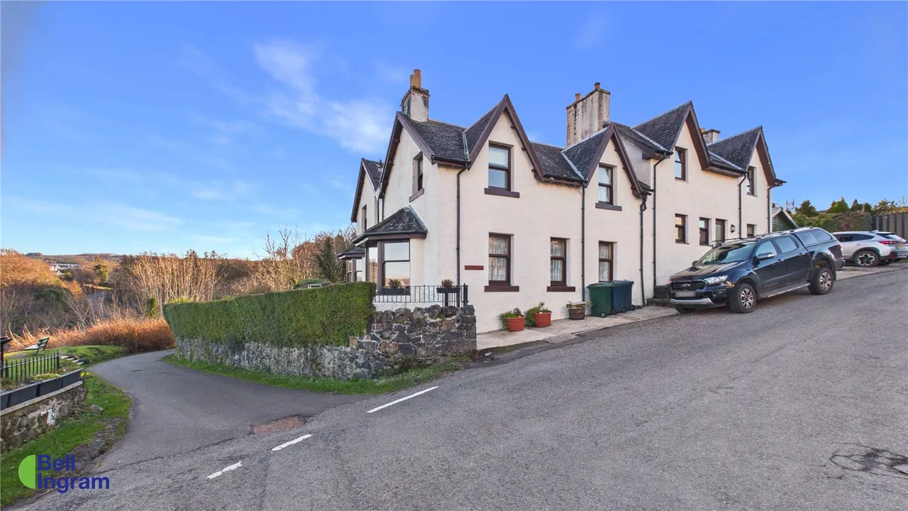 5 bed house for sale — Cragaig, West Street, Tobermory, Isle Of Mull, PA75 6QZ