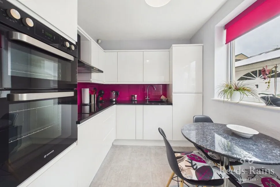 Illingworth Road, Halifax, West Yorkshire, HX2, photo 4