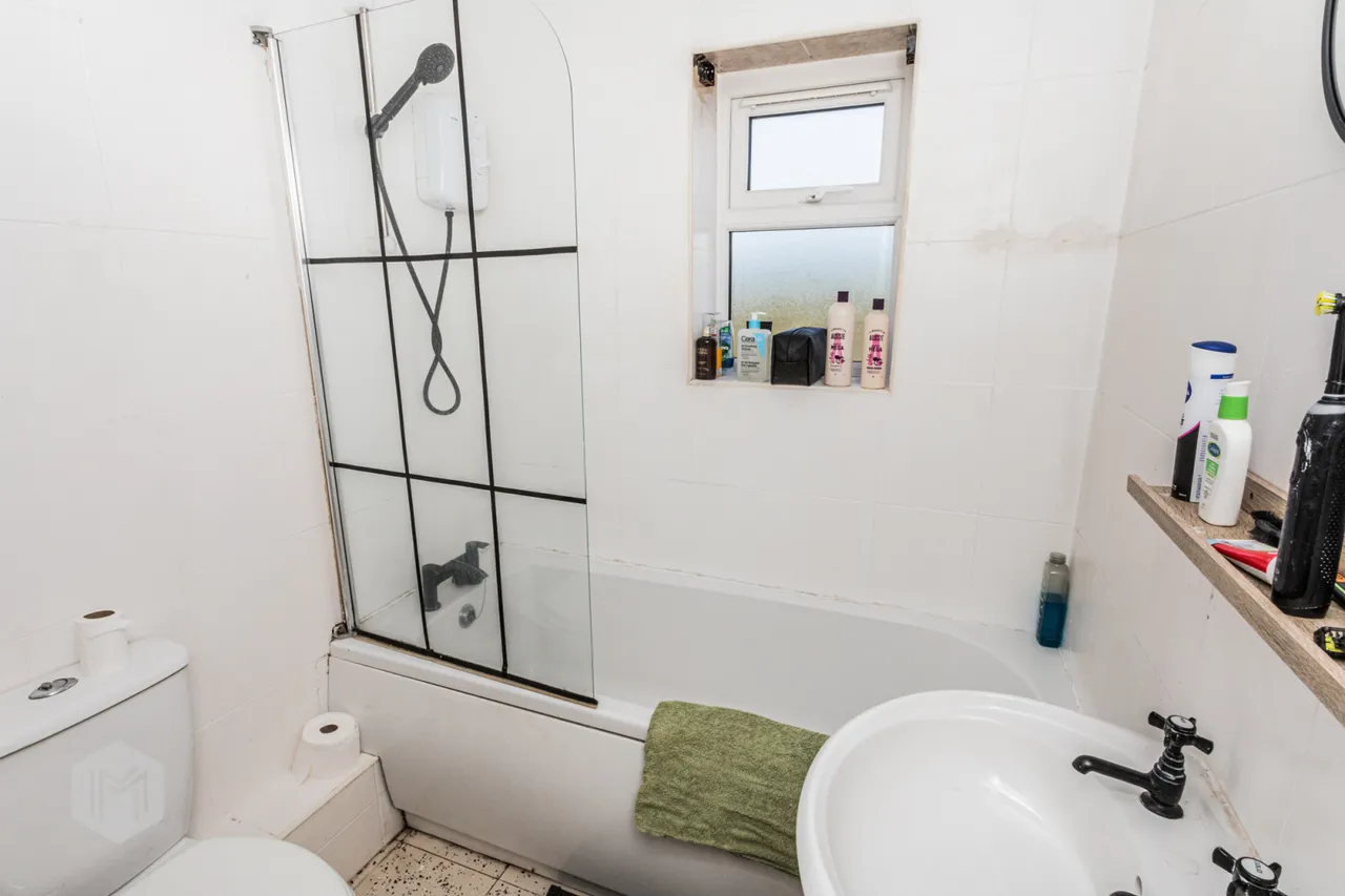 St. Johns Road, Lostock, Bolton, BL6 4HA, photo 4