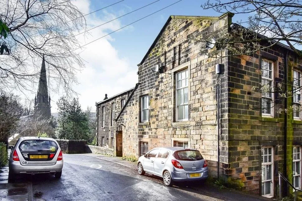 1 bed flat for sale — Bank Street, Todmorden, West Yorkshire, OL14