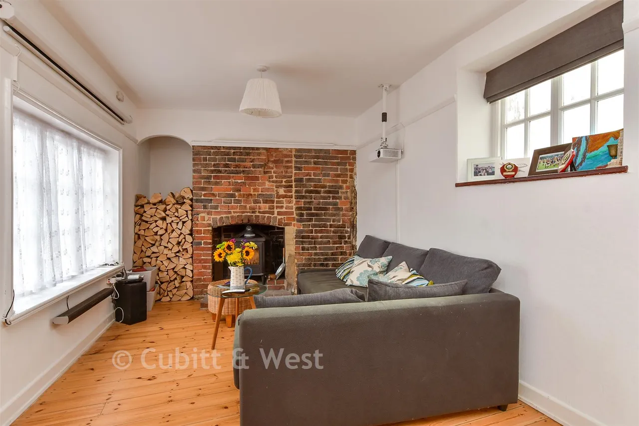 Church Place, Pulborough, RH20, photo 5