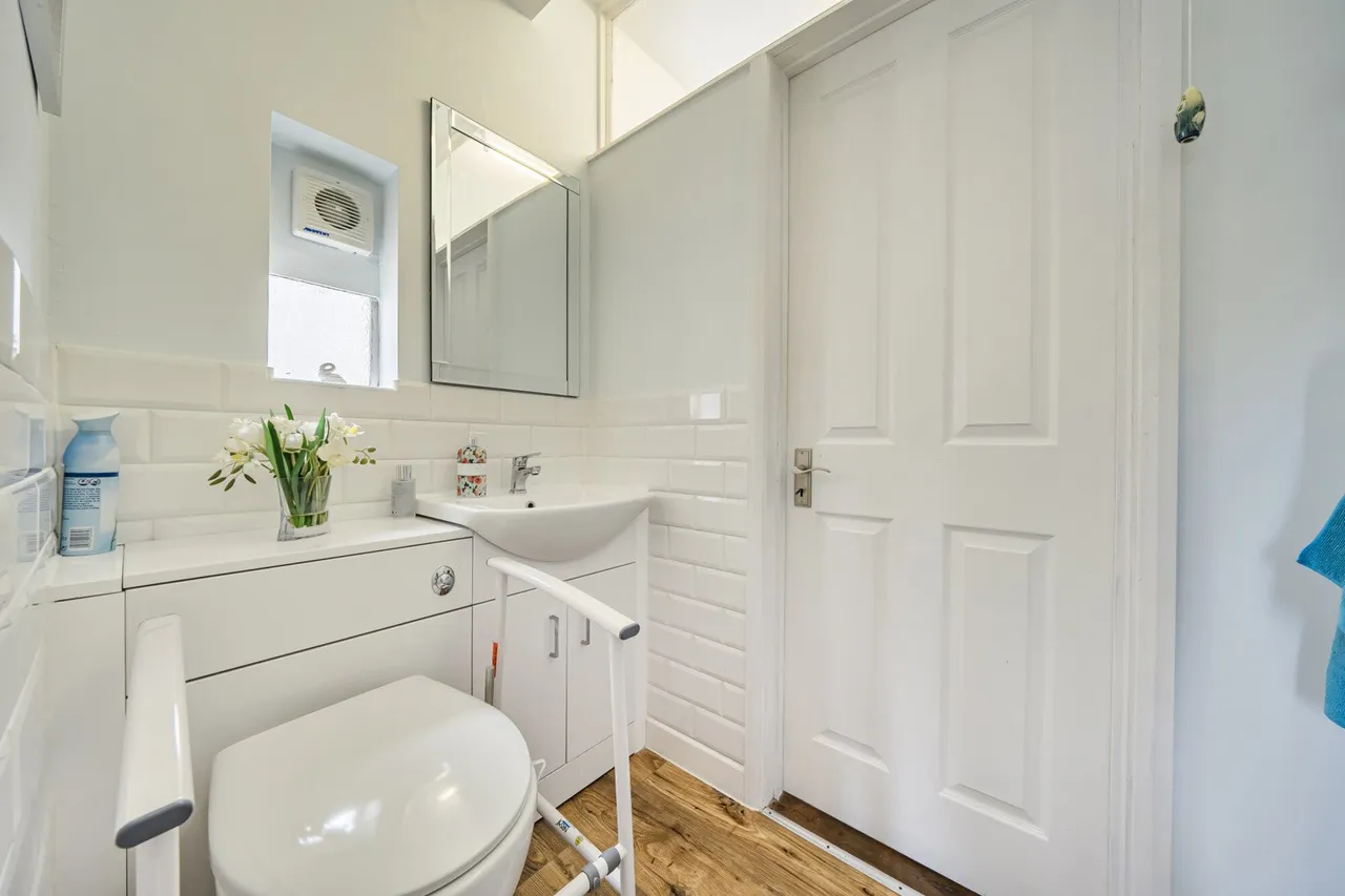 Thornhill Avenue, SE18, photo 19