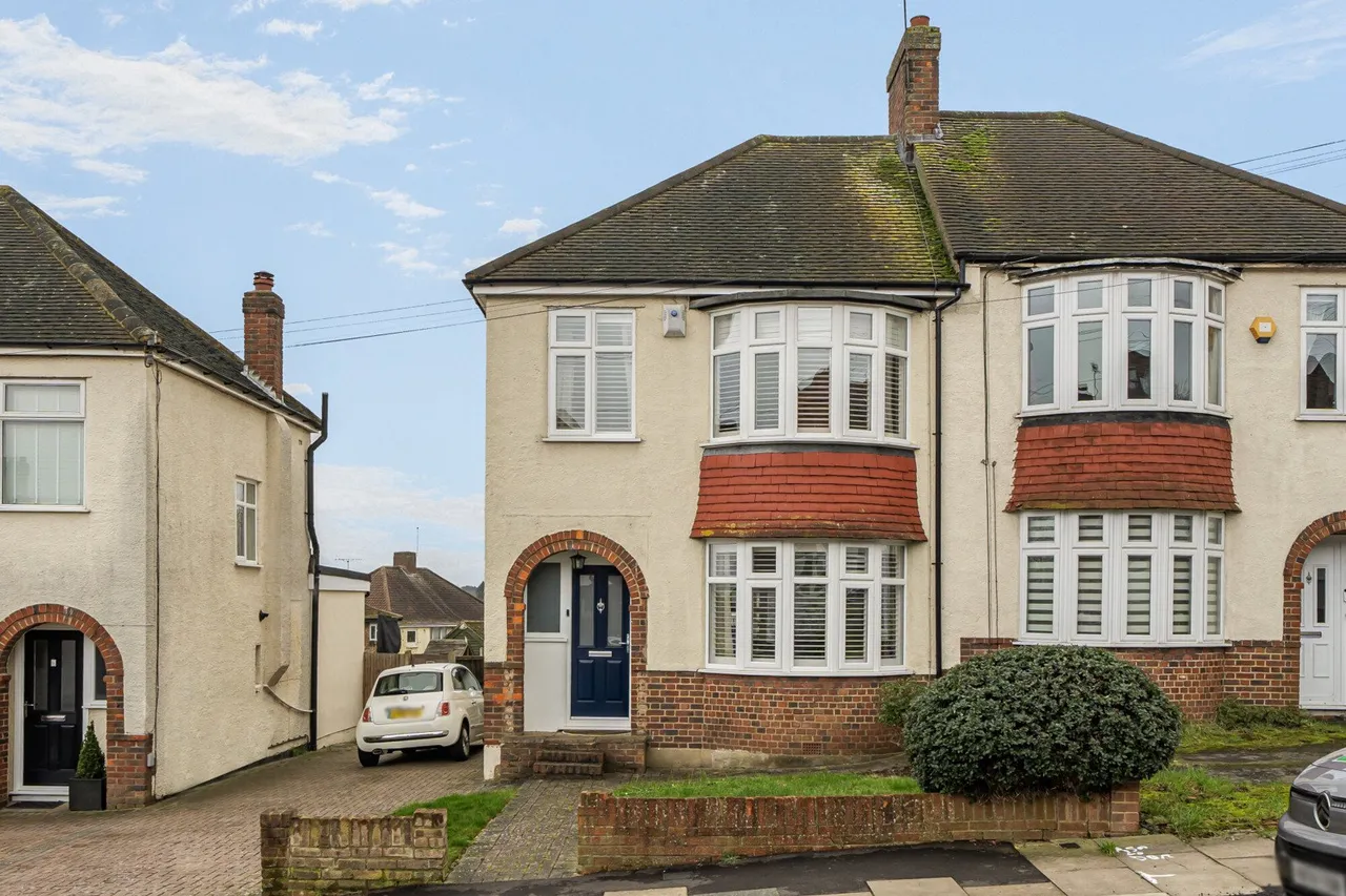 3 bed house for sale — Thornhill Avenue, SE18