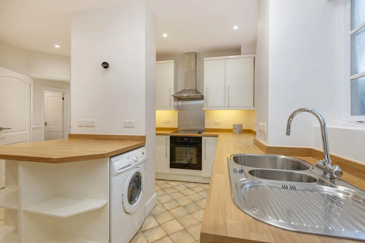 South Lodge, Circus Road, St John's Wood, London, NW8, photo 5