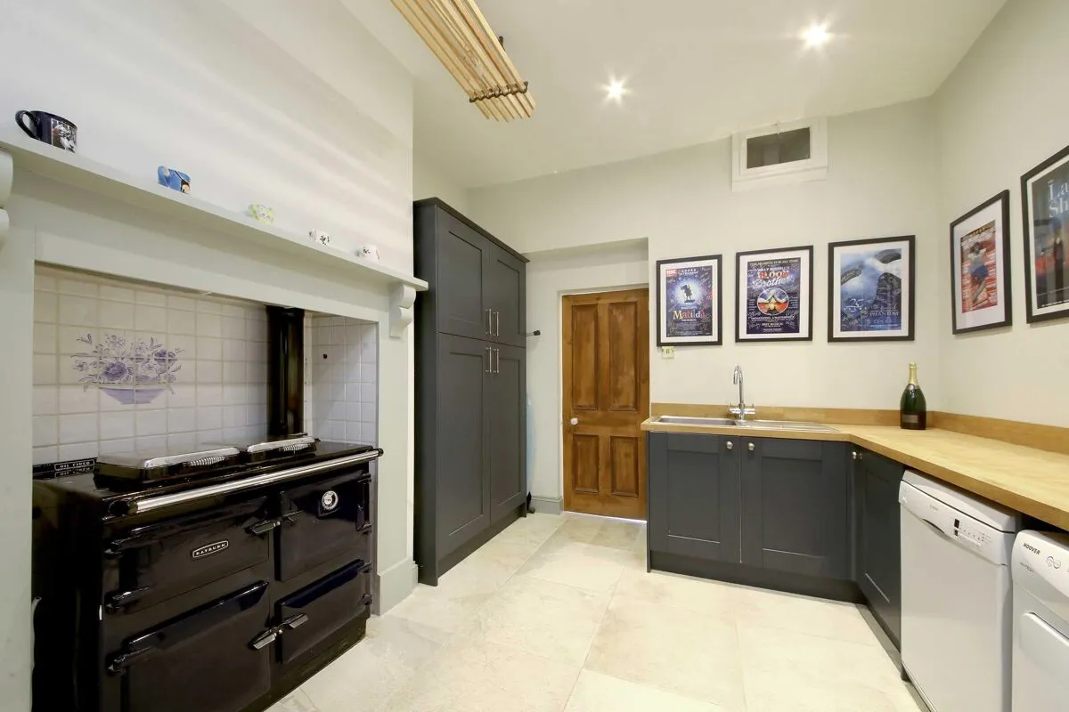 Bolter End Lane, Wheeler End, HP14, photo 9