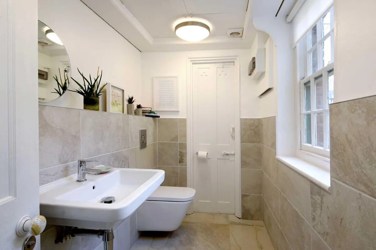 Bolter End Lane, Wheeler End, HP14, photo 15