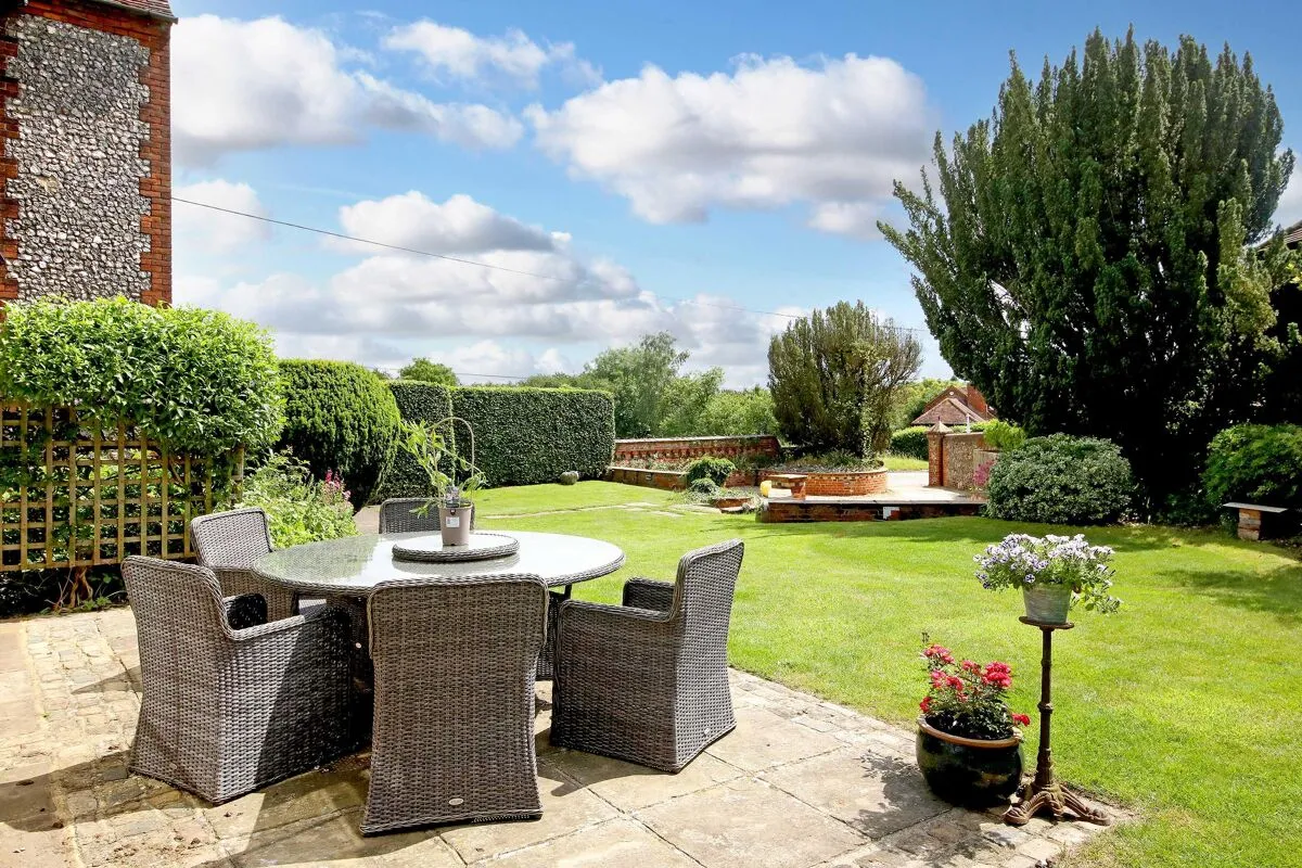 Bolter End Lane, Wheeler End, HP14, photo 23