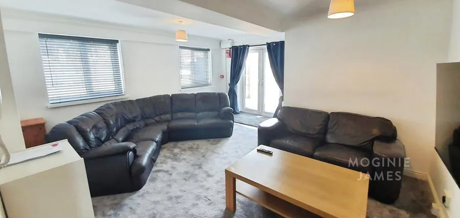 Catherine Street, Cathays, CF24, photo 18