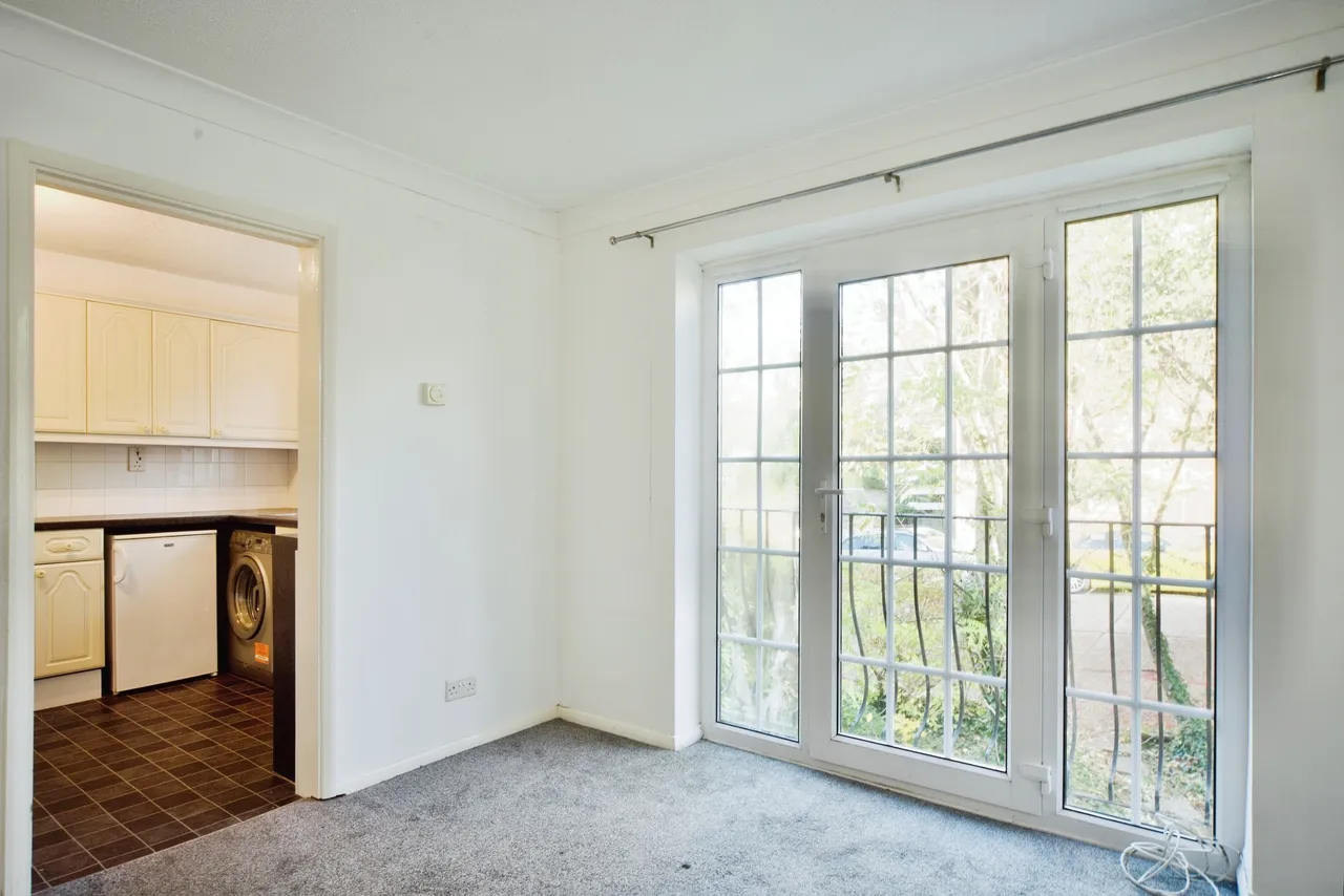 Crofton Way, Enfield, EN2, photo 8