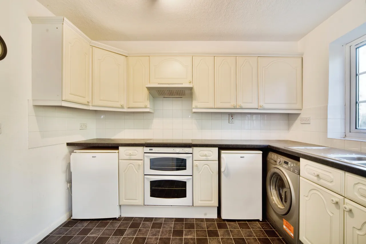 Crofton Way, Enfield, EN2, photo 9