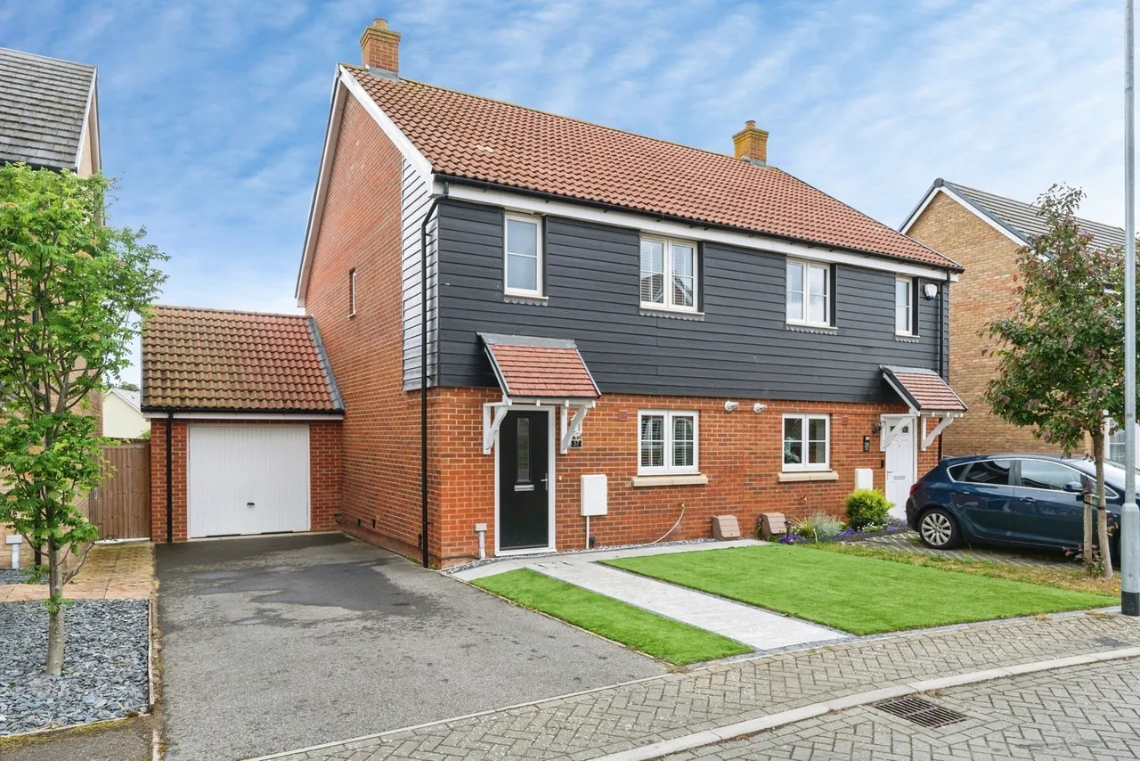 3 bed house for sale — Mace Road, Mildenhall, Bury St. Edmunds, Suffolk, IP28