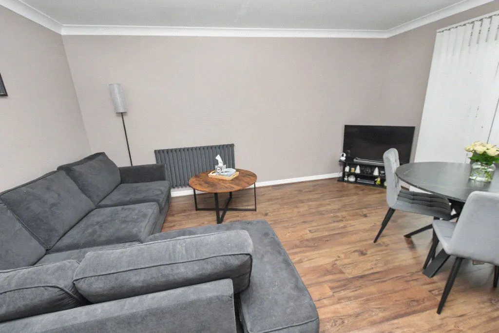 Blue Hill Lane, Wortley, LS12, photo 12