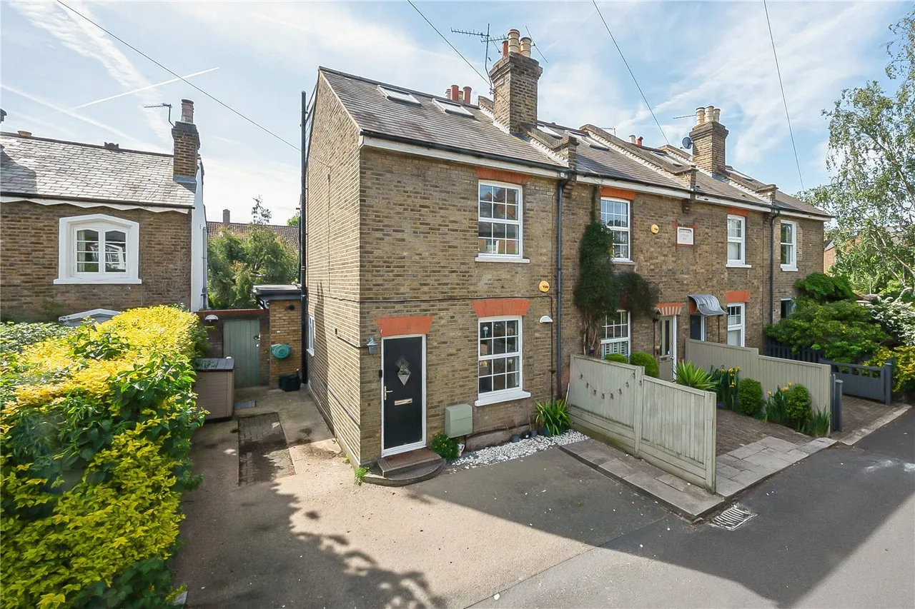 3 bed house for sale, Rutland Road, Twickenham, TW2