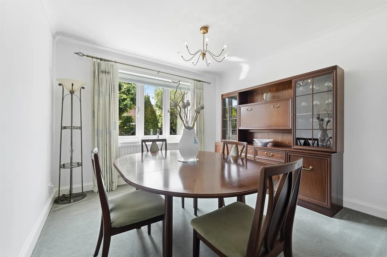 Lindrick Close, Tytherington, photo 9