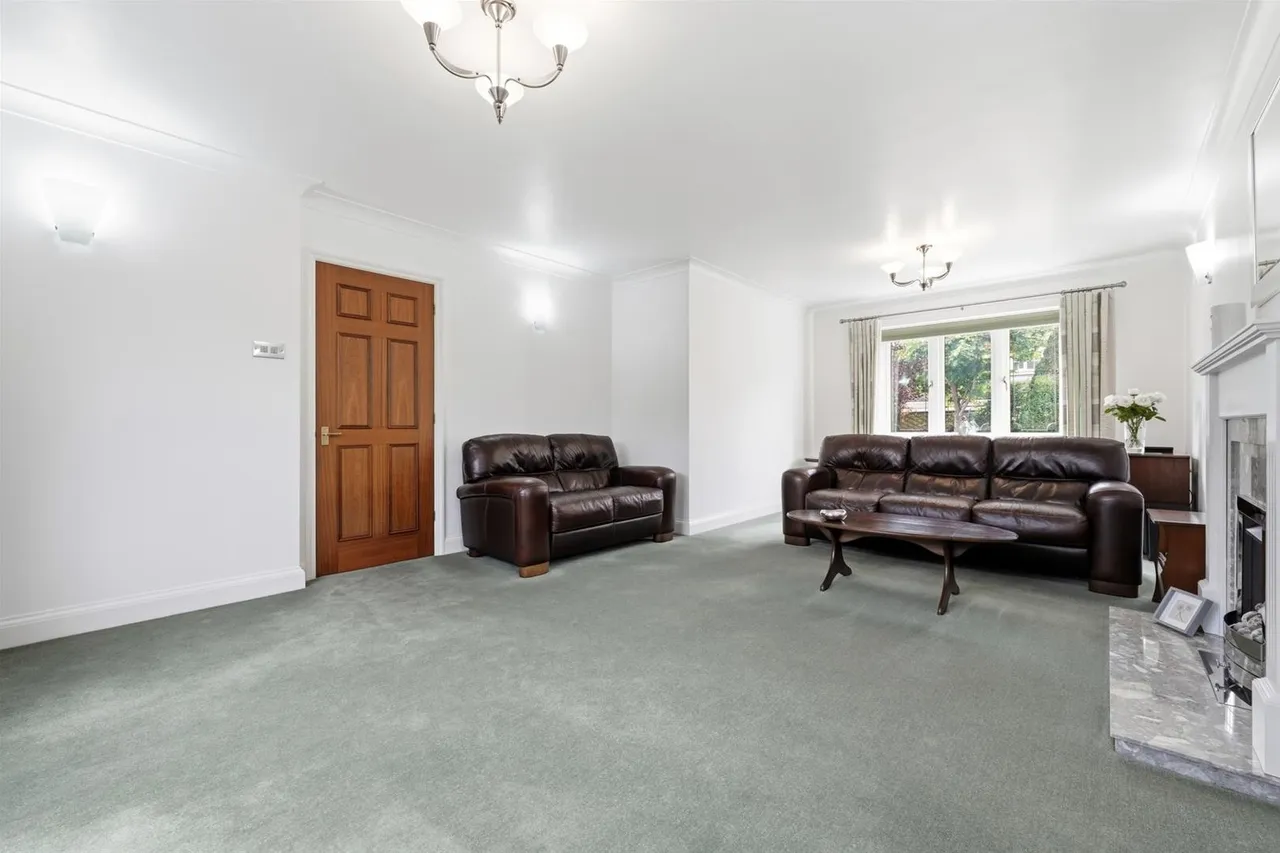 Lindrick Close, Tytherington, photo 8