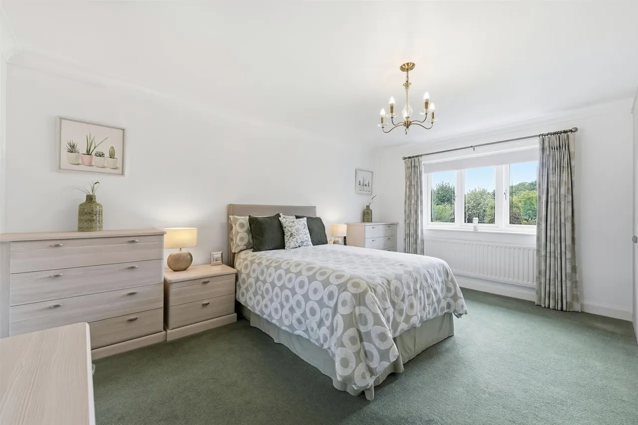 Lindrick Close, Tytherington, photo 4