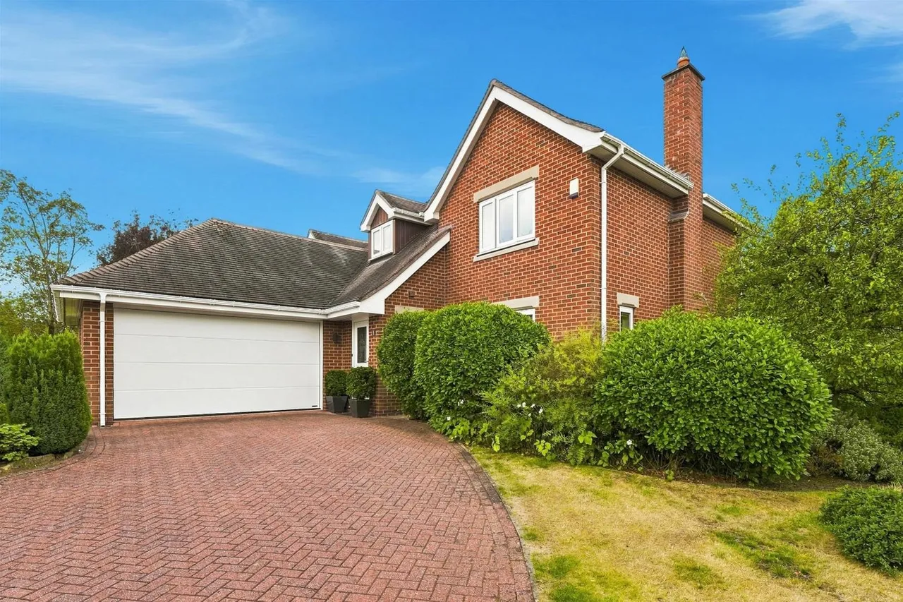 Lindrick Close, Tytherington, photo 28