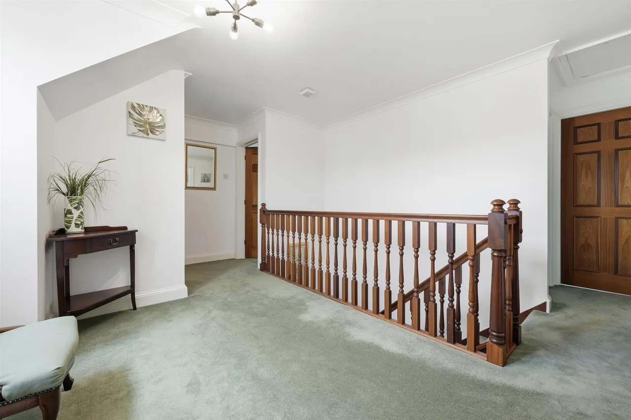 Lindrick Close, Tytherington, photo 15