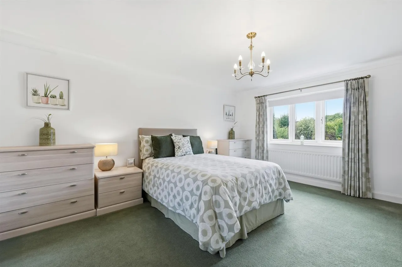 Lindrick Close, Tytherington, photo 17