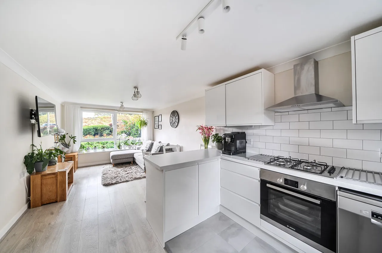 2 bed flat for sale, Hill Street, Itchen, SO19