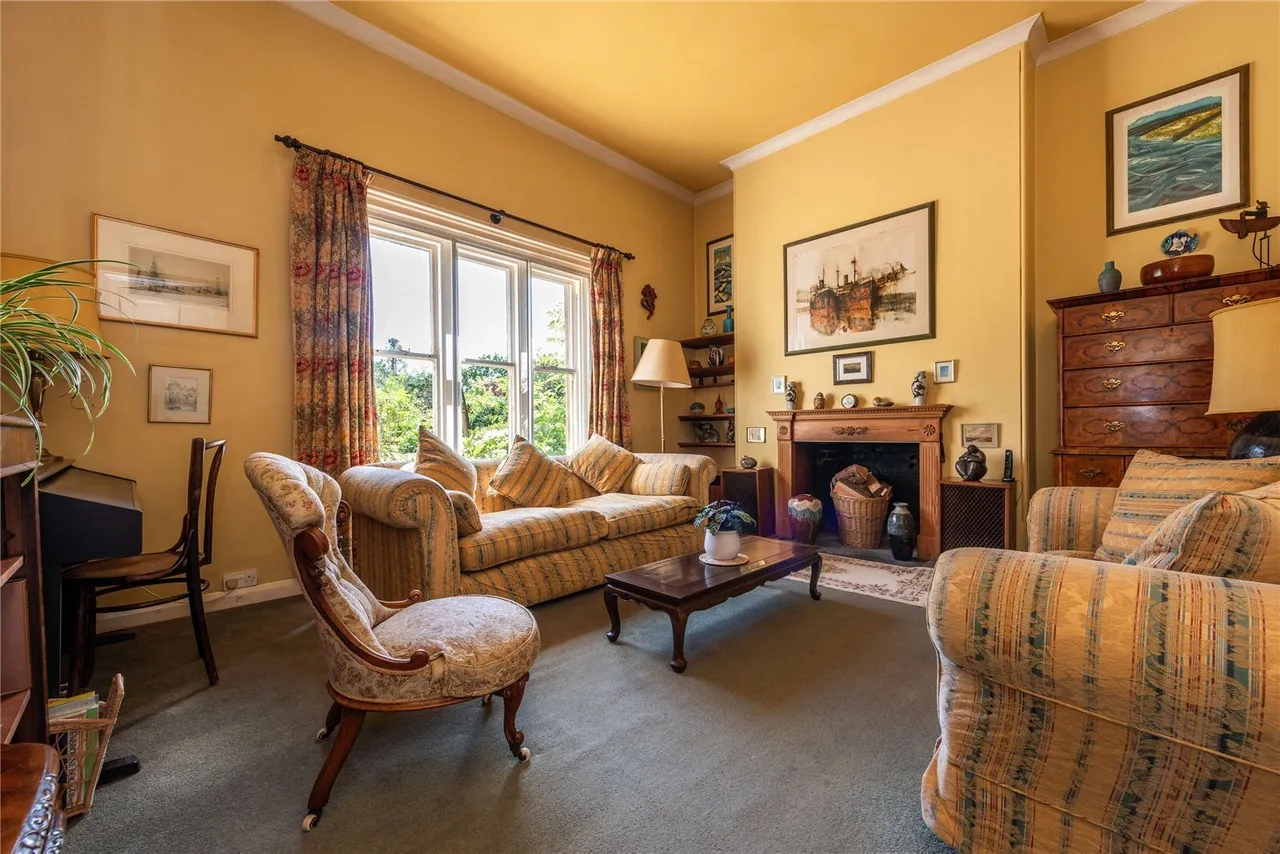 Ockley Road, Beare Green, RH5, photo 2