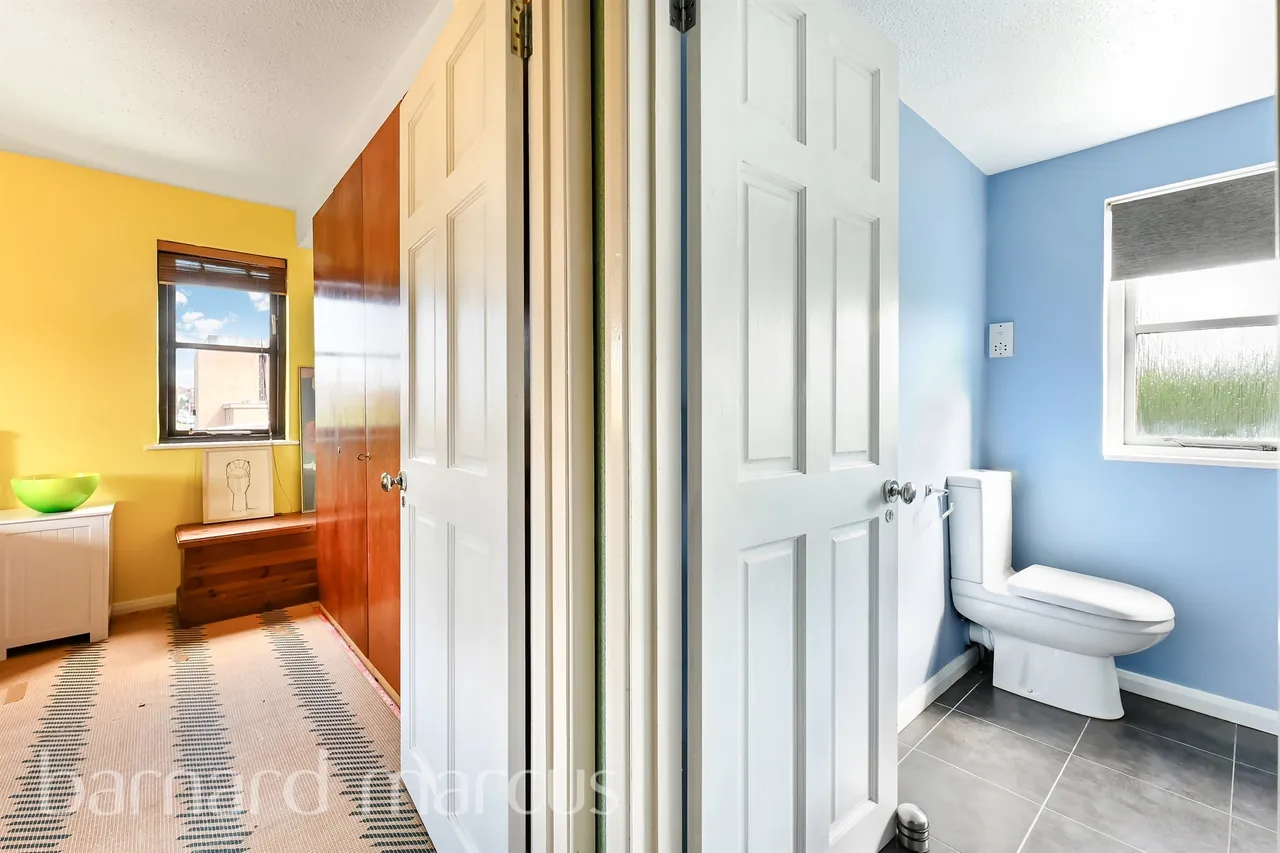 Fairfield Close, Ewell, KT19, photo 15