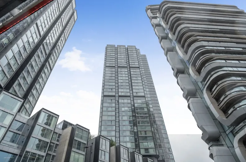 2 bed flat for sale, Bollinder Place, Old Street, EC1V