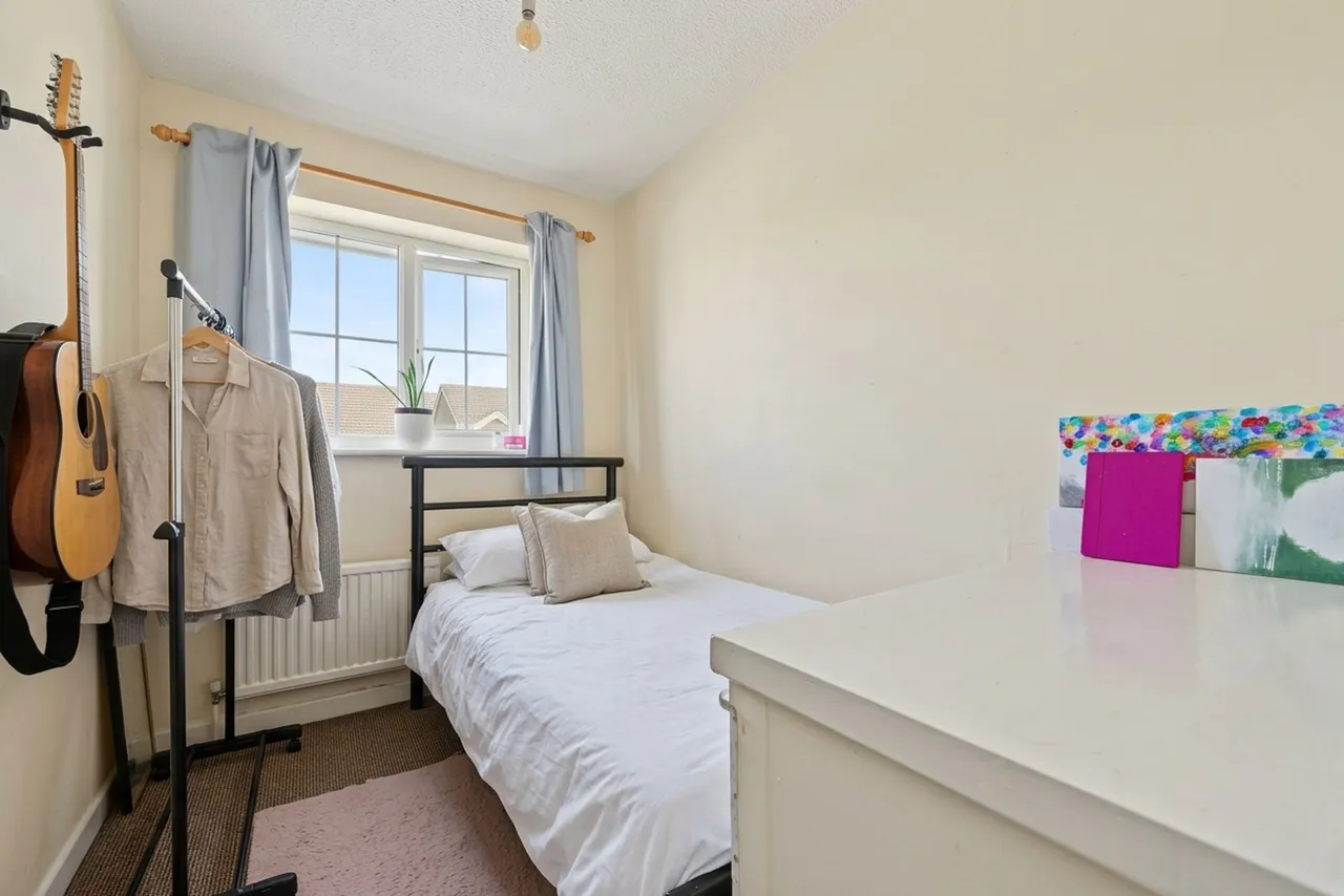 Edinburgh Close, Market Harborough, LE16, photo 12